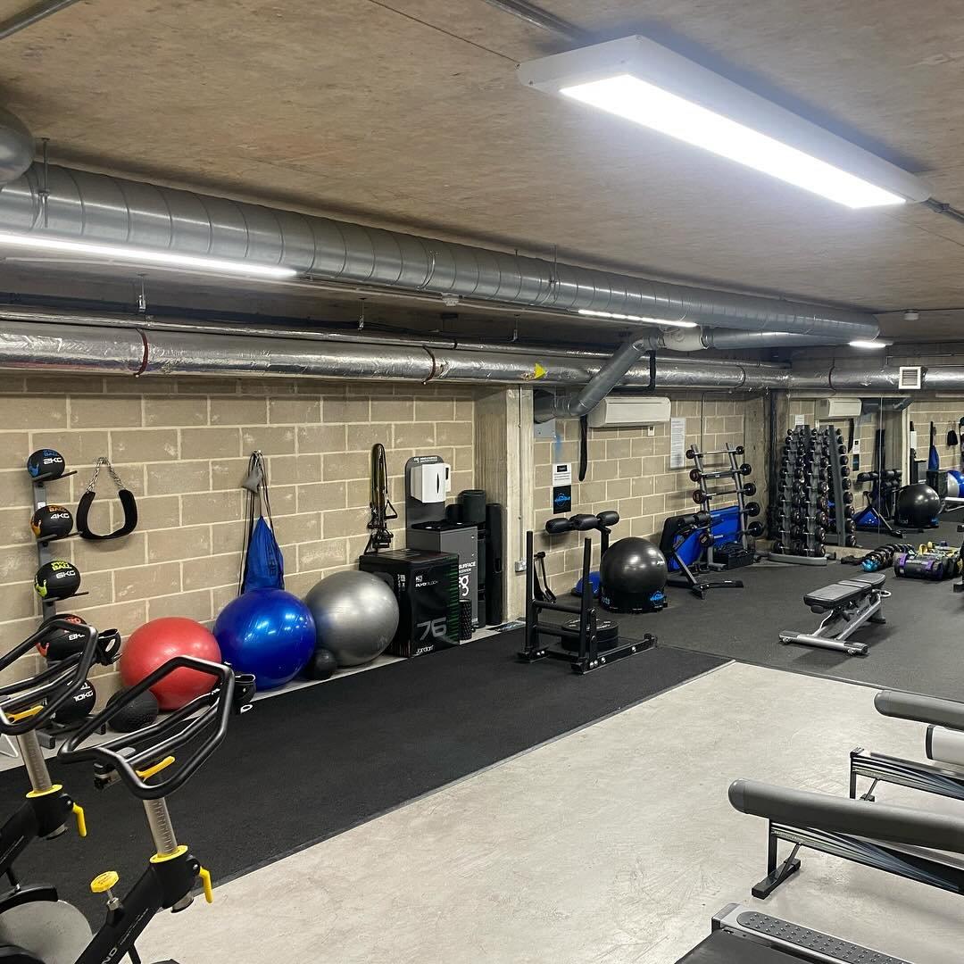 Sprung Plain Colour Uni Indoor Sprint Track - 2m Wide Sprint Track GymFloors