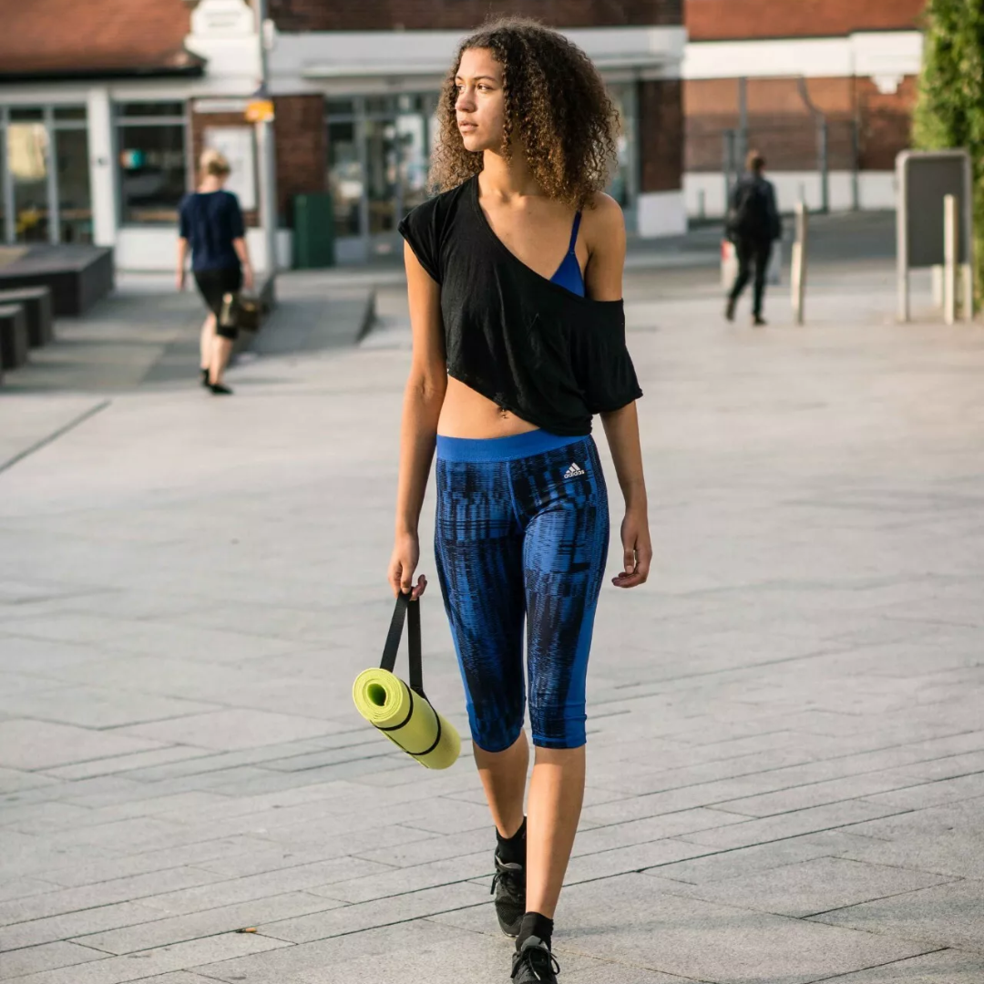 Yoga Mats with Shoulder Strap - 4mm - 5 Colours