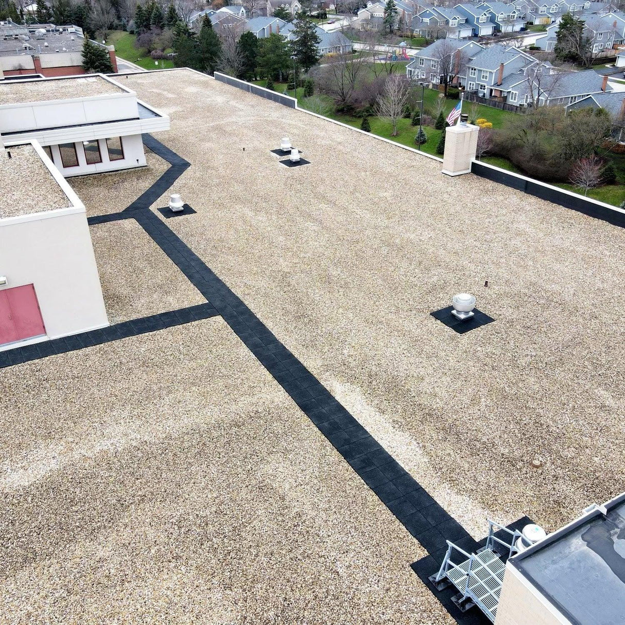 Rubber Rooftop Flooring Tiles Sprung Gym Flooring