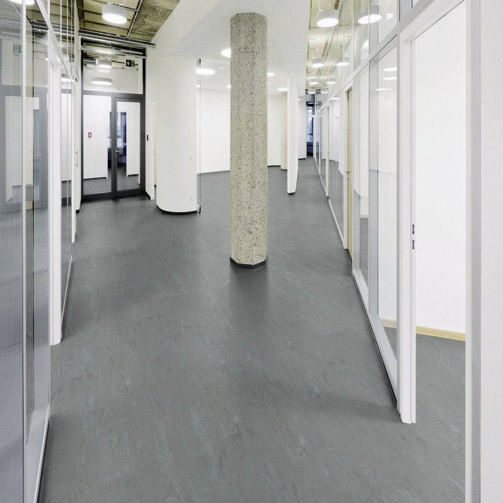 Sprung High Traffic Rubber Flooring Tiles - 3.5mm - GymFloors