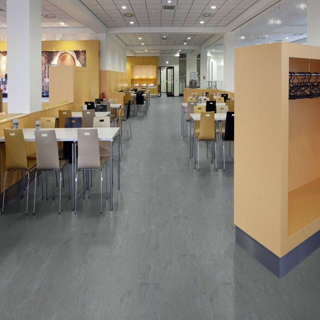 Sprung High Traffic Rubber Flooring Tiles - 3.5mm - GymFloors